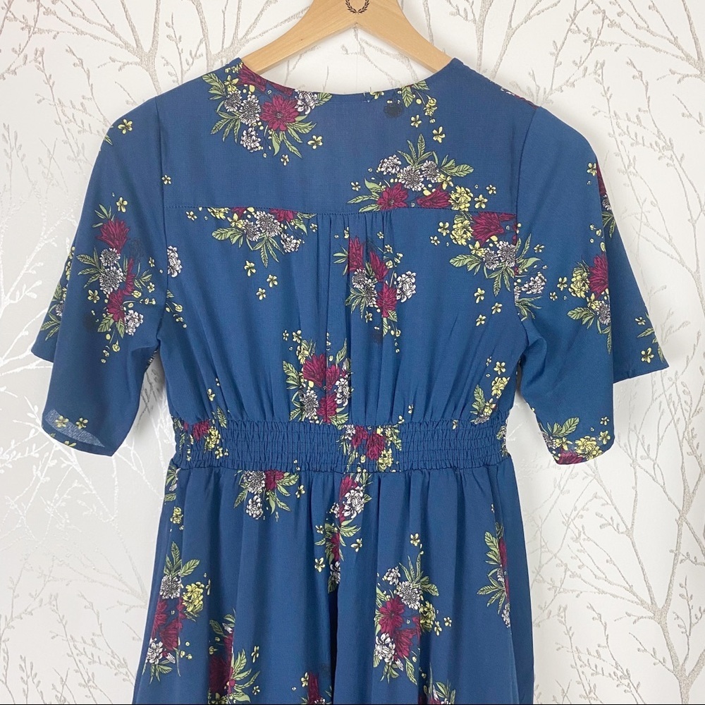WREN & IVORY Blue Floral Short Sleeve Button-Front Maxi Dress Size Small - Picture 5 of 10
